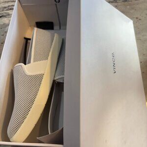Vince Women's Blair 5 Slip On Sneakers Size 8 Women